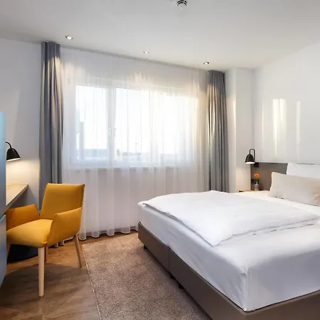 Homey! Hotel 3*